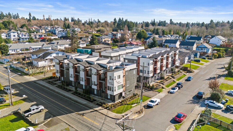 More Photos Of 8524 19th St W, Tacoma Apartments For Sale