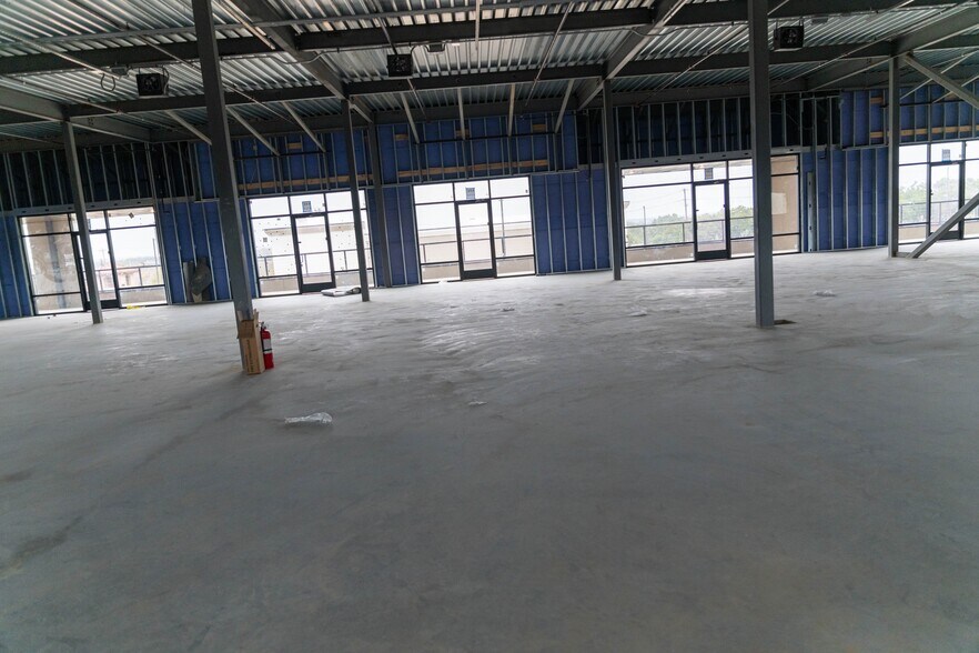 More Photos Of 15301 Ronald Reagan Blvd, Leander Office Residential For Sale