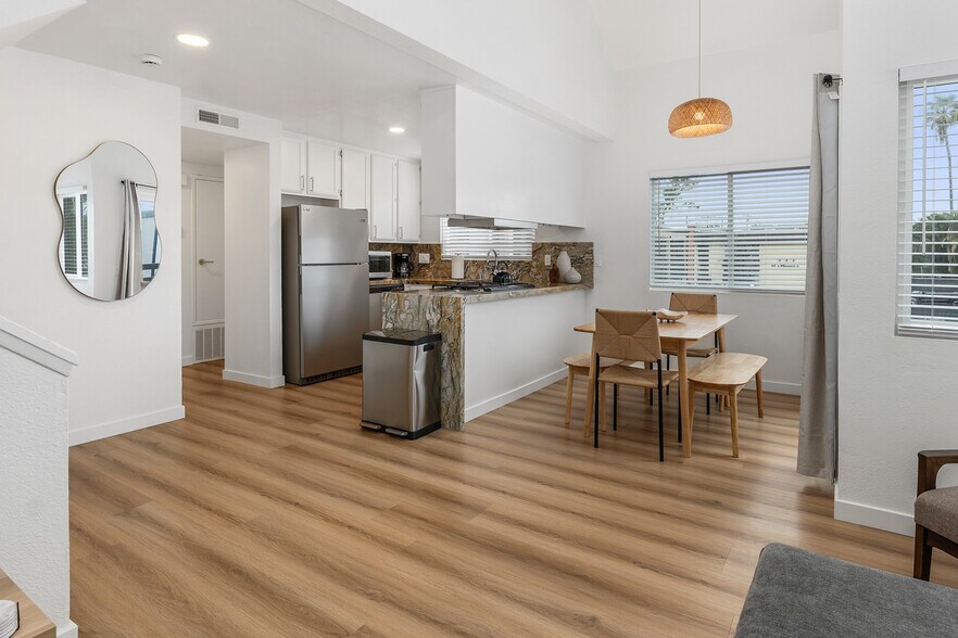 More Photos Of 813 Isthmus Ct, San Diego Apartments For Sale