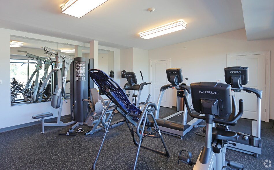 More Photos Of 77A Excelsior Ave, Saratoga Springs Apartments For Lease