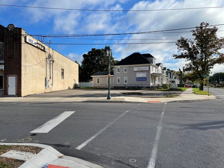 More Photos Of 36 Luzerne Ave, West Pittston Freestanding For Sale