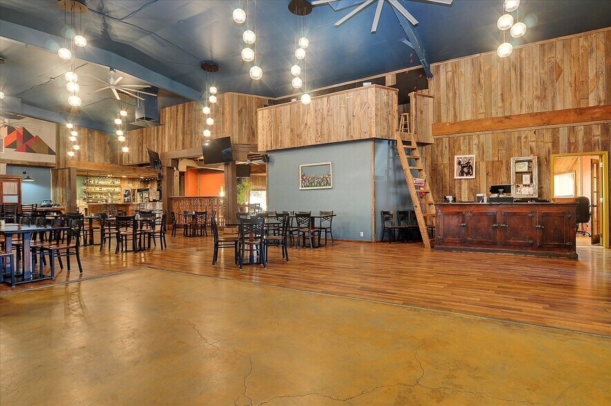 More Photos Of 720 E 50 Hwy, Salida Restaurant For Sale