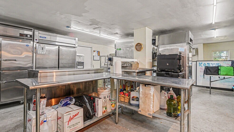 More Photos Of 430 #A 2nd Ave, Mayodan General Retail For Sale
