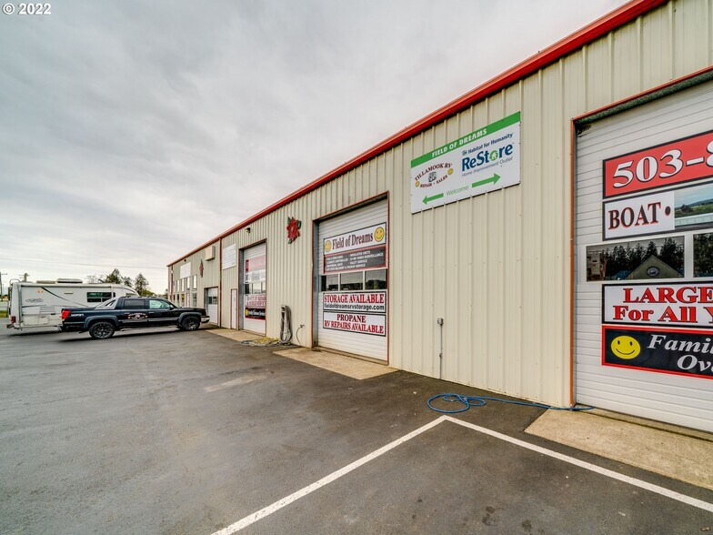 More Photos Of 4190 Highway 101 N, Tillamook Warehouse For Sale