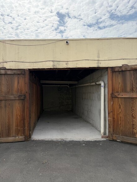 More Photos Of 80 Harrison Ave, Jersey City Light Distribution For Lease