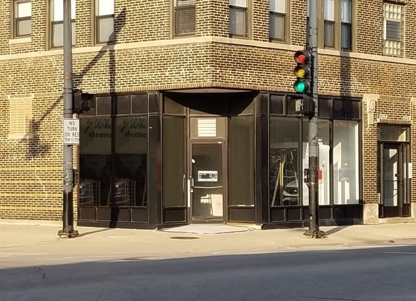More Photos Of 1338-1346 W Irving Park Rd, Chicago Apartments For Lease
