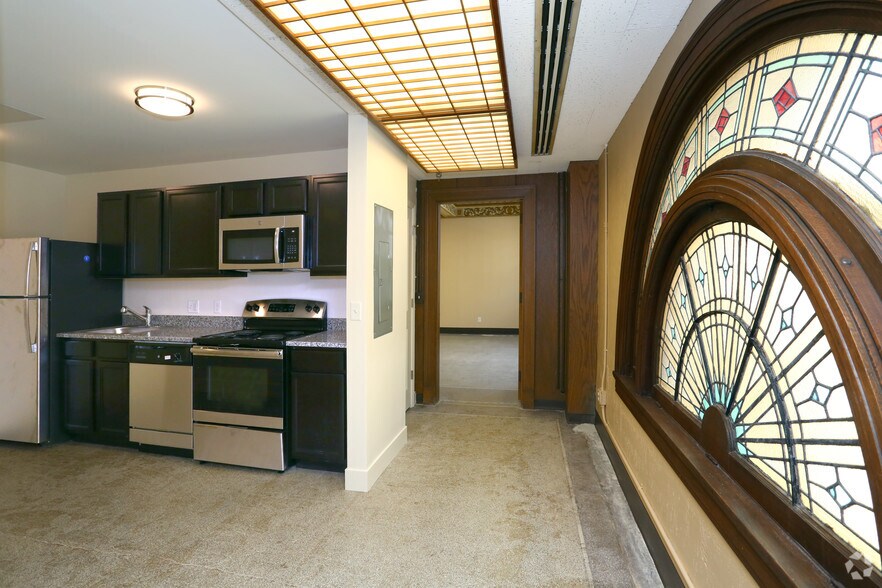 More Photos Of 615 Ferry St, Lafayette Apartments For Sale