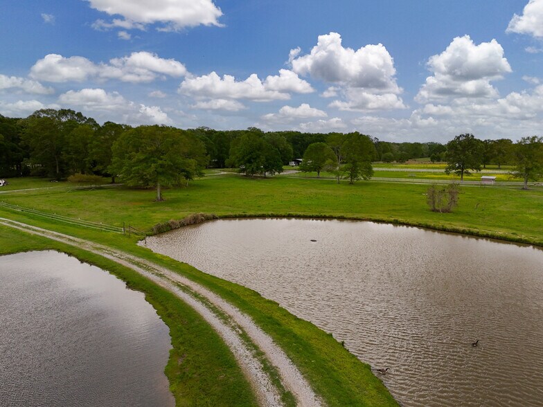 More Photos Of 3175 Safer Dr, Slaughter Land For Sale