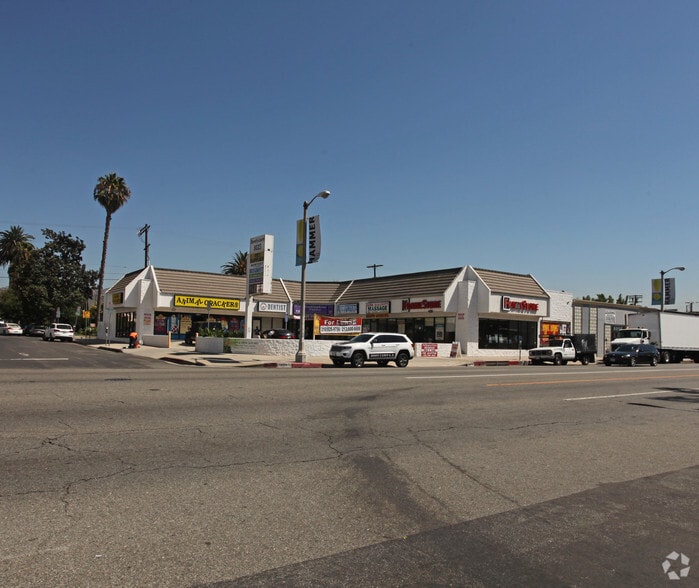 More Photos Of 8023 Beverly Blvd, Los Angeles Unknown For Lease