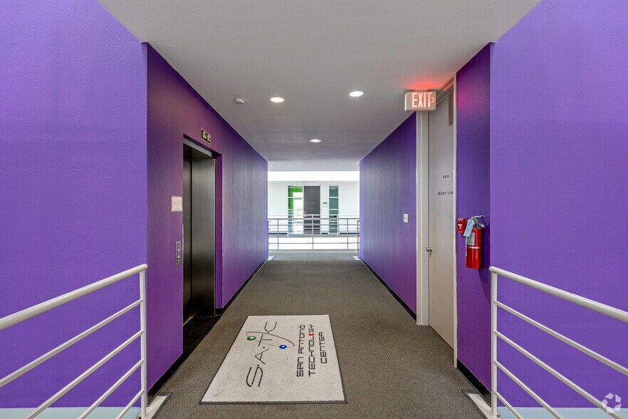 More Photos Of 3463 Magic Dr, San Antonio Office For Lease