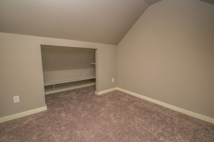 More Photos Of 1806 17th St, Boulder Apartments For Sale