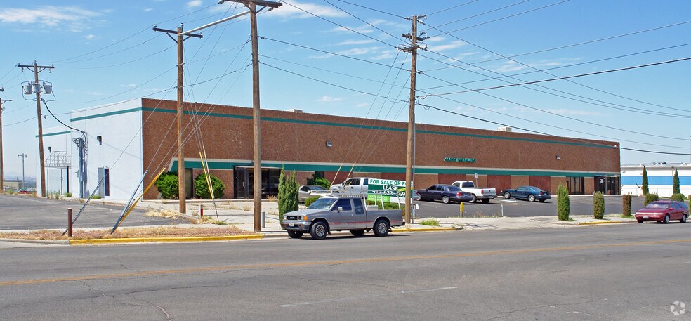 More Photos Of 10830 Pellicano Dr, El Paso Warehouse For Sale