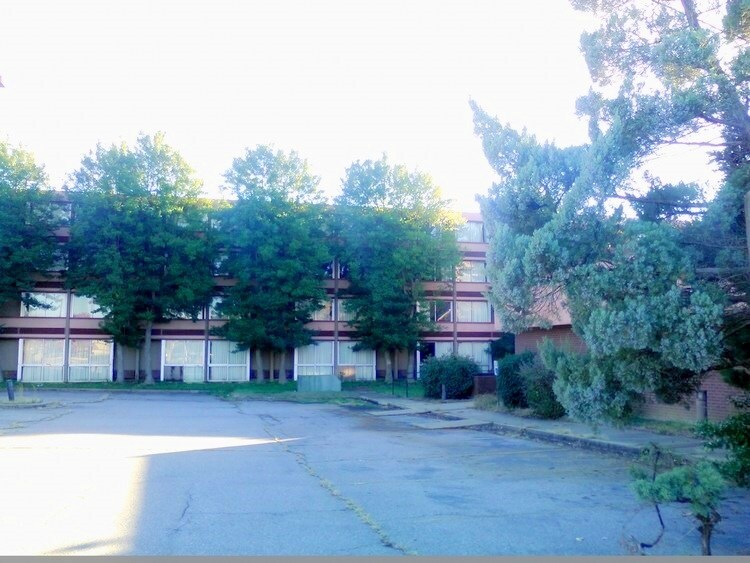 More Photos Of 1441 E Brooks Rd, Memphis Hotel For Sale