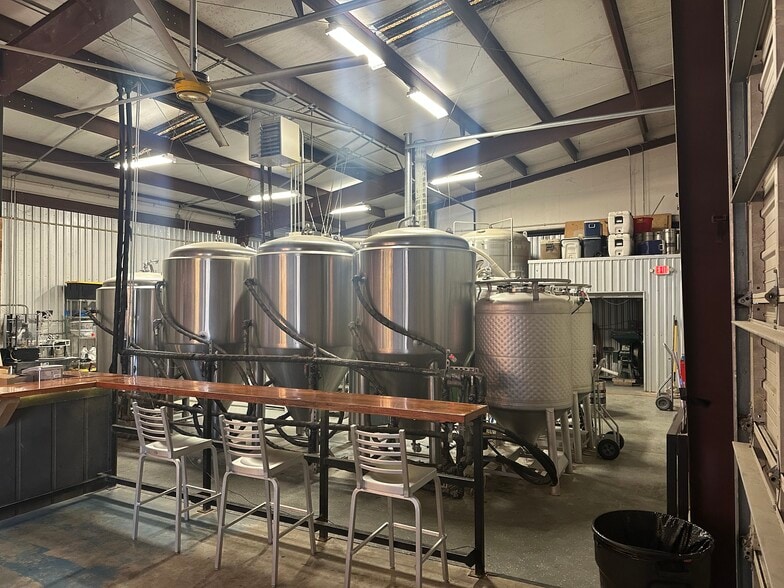 More Photos Of 2606 Spring Cypress Rd, Spring Warehouse For Sale