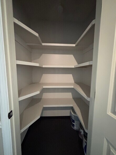 More Photos Of 4835 S Fulton Ave, Tulsa Medical For Lease