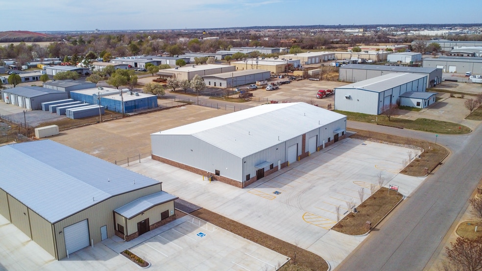 Primary Photo Of 2609-2617 S Ann Arbor Ave, Oklahoma City Warehouse For Lease
