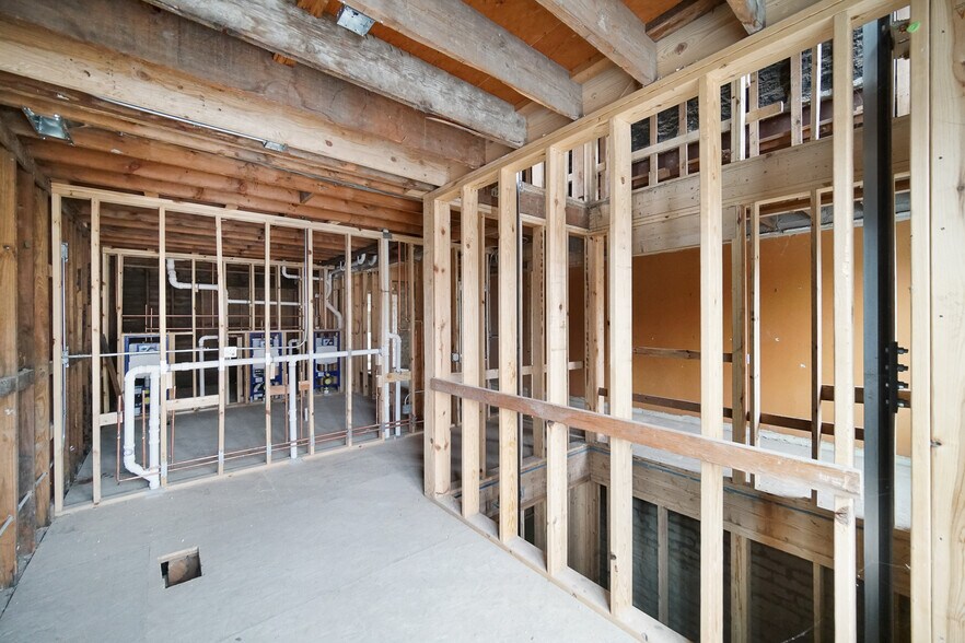 More Photos Of 1000 S State St, Lockport Restaurant For Sale