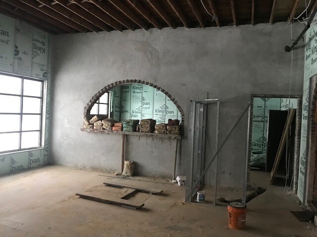 More Photos Of 1102 S Washington Ave, Lansing Freestanding For Sale