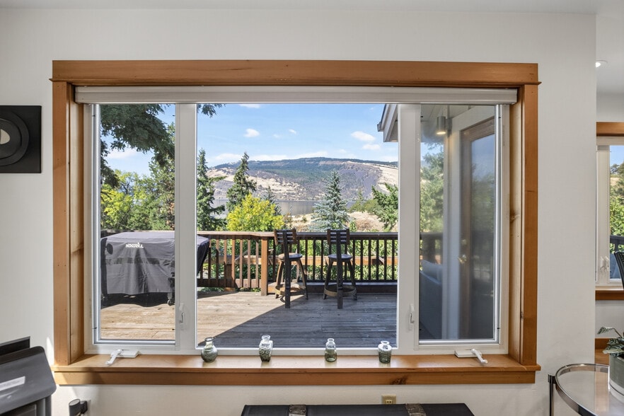 More Photos Of 407 Huskey Rd, Mosier Specialty For Sale
