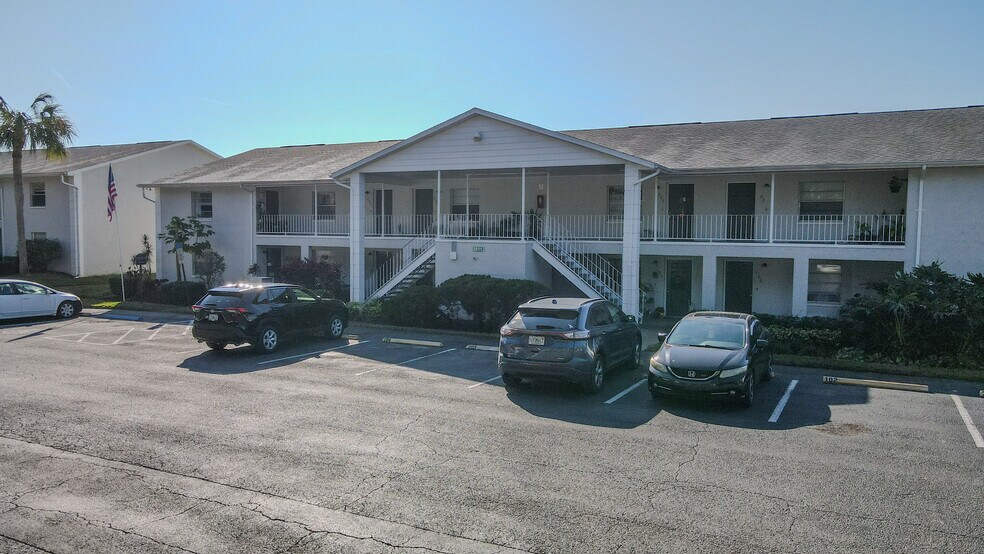 More Photos Of 38112 Townview Ave, Zephyrhills Apartments For Sale