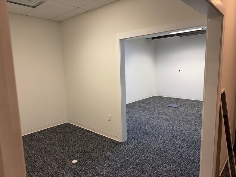 More Photos Of 2300 Cline Ave, Schererville Health Club For Lease