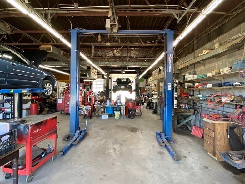 More Photos Of 31-33 Chapel St, Northampton Auto Repair For Sale