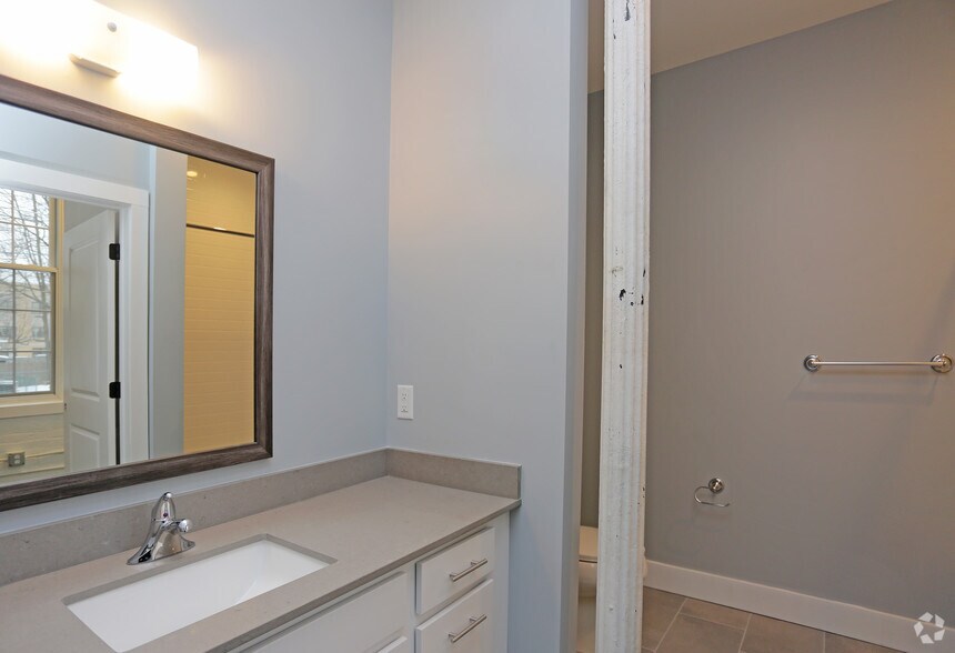 More Photos Of 24 Amity St, Cohoes Apartments For Sale