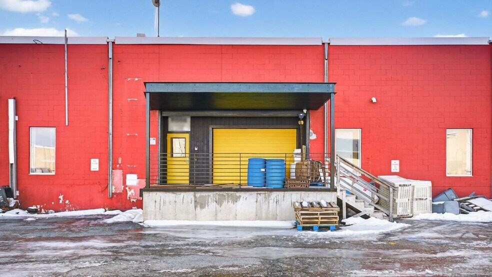 More Photos Of 95-97 Darling Ave, South Portland Office For Sale