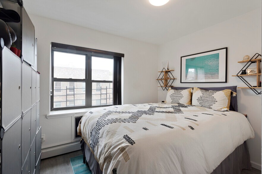 More Photos Of 27 Buchanan Pl, Bronx Apartments For Sale