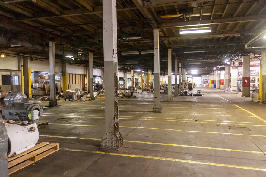 More Photos Of 801 Hazlett Ave, Wheeling Office For Sale