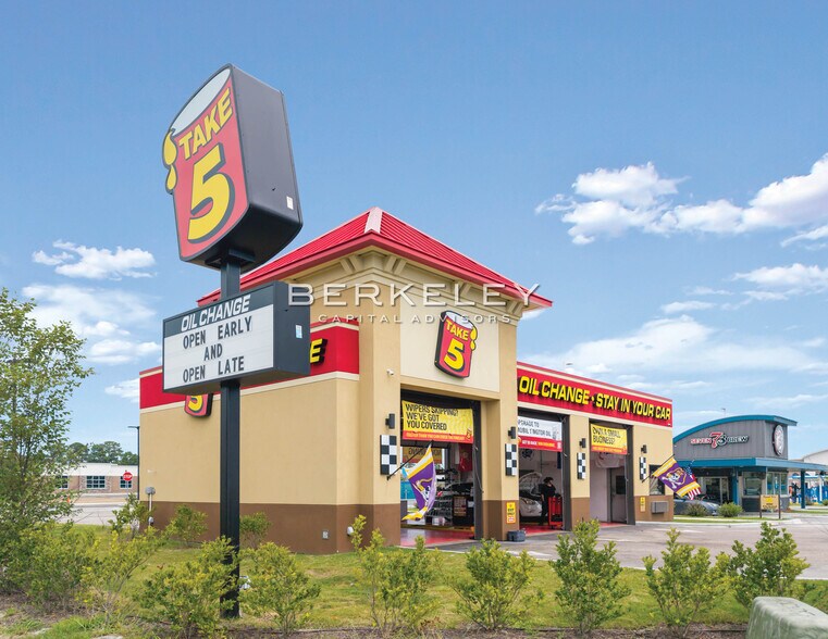 More Photos Of 1801 East Fire Tower Road, Greenville Auto Repair For Sale