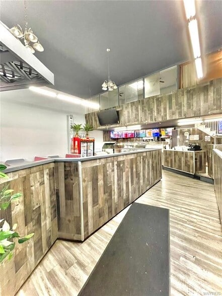 More Photos Of 898 Genesee St, Buffalo Restaurant For Lease