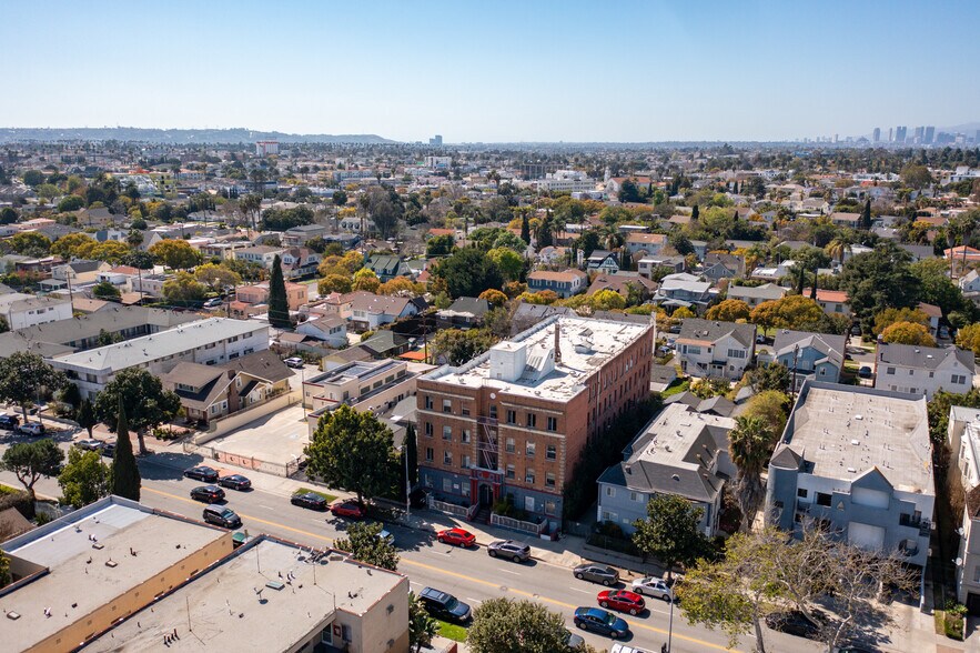 More Photos Of 839 S Wilton Pl, Los Angeles Apartments For Sale