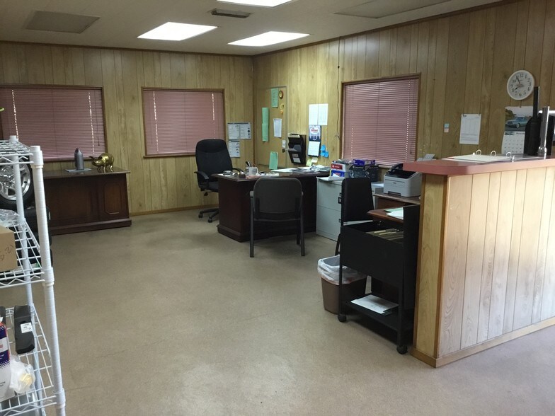 More Photos Of 1462 FM 2199, Marshall Warehouse For Sale