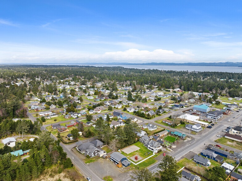 More Photos Of 1201 Bay Ave, Ocean Park Restaurant For Sale