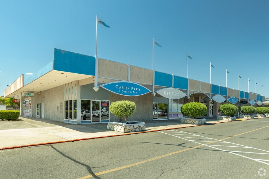 Primary Photo Of 5892 S Land Park Dr, Sacramento Unknown For Lease