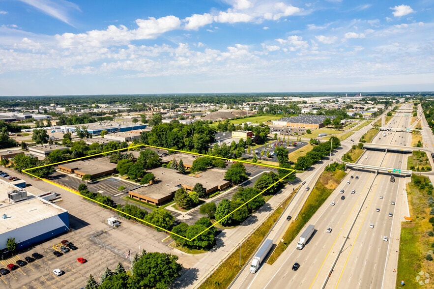 More Photos Of 36111-36119 Schoolcraft Rd, Livonia Medical For Lease
