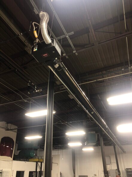 More Photos Of 1251 Rochester Rd, Troy Warehouse For Lease