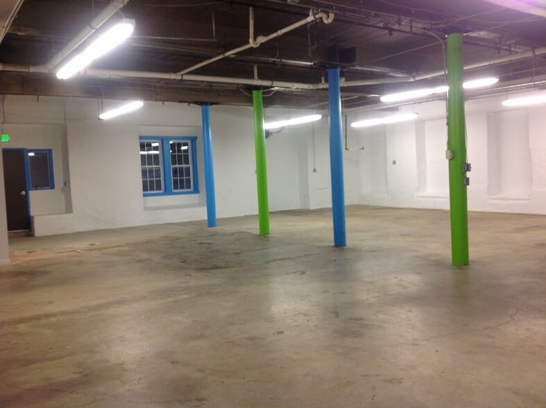More Photos Of 1750 Union Ave, Baltimore Light Manufacturing For Lease