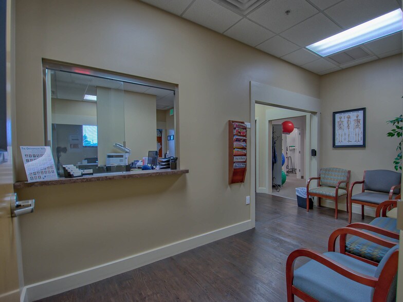 More Photos Of 201 W Guava St, The Villages Medical For Lease