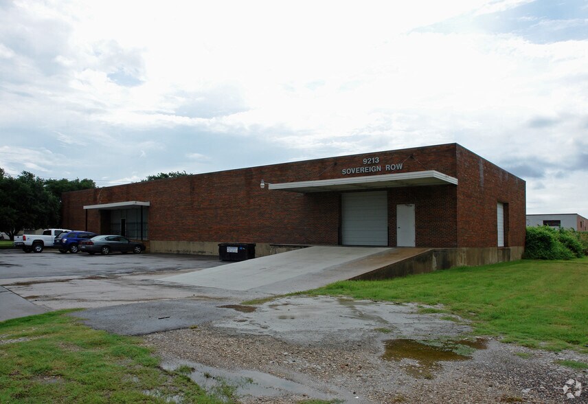 More Photos Of 9213 Sovereign Row, Dallas Warehouse For Lease