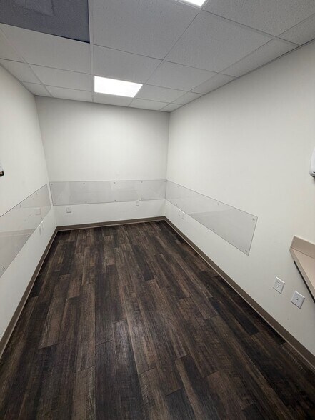 More Photos Of 200 Medical Care Way, Dothan Medical For Lease
