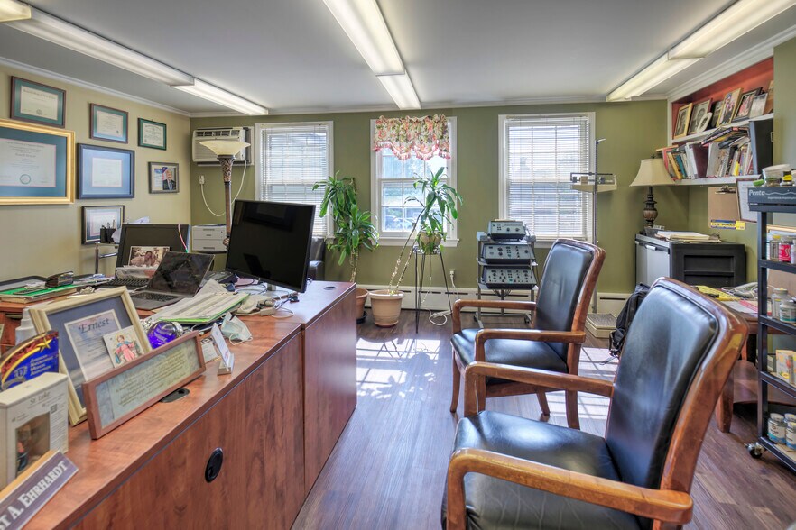More Photos Of 31 S Finley Ave, Basking Ridge Medical For Sale