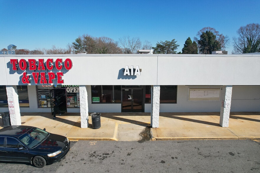 More Photos Of 4639-4653 W Market St, Greensboro Unknown For Lease