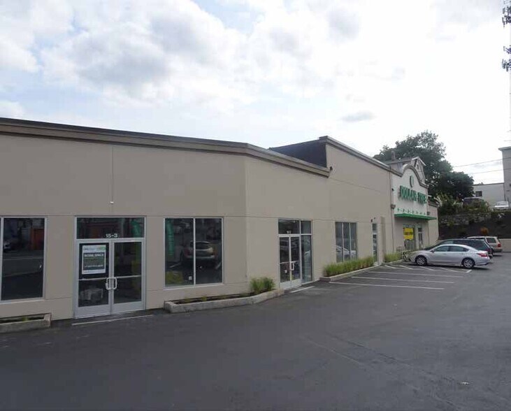 More Photos Of 15-17 Joyce St, Lynn Freestanding For Lease