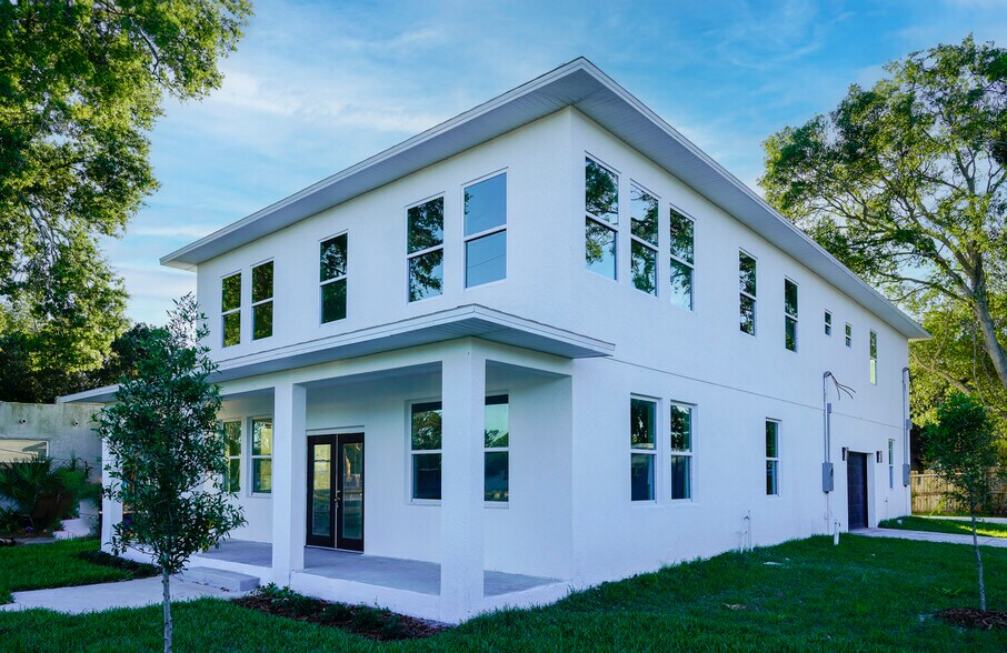 More Photos Of 4710 21st St N, Saint Petersburg Specialty For Sale