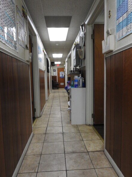 More Photos Of 6808 Torresdale Ave, Philadelphia Medical For Sale