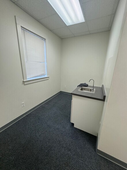 More Photos Of 1268 Westminster St, Providence Storefront Retail Residential For Lease