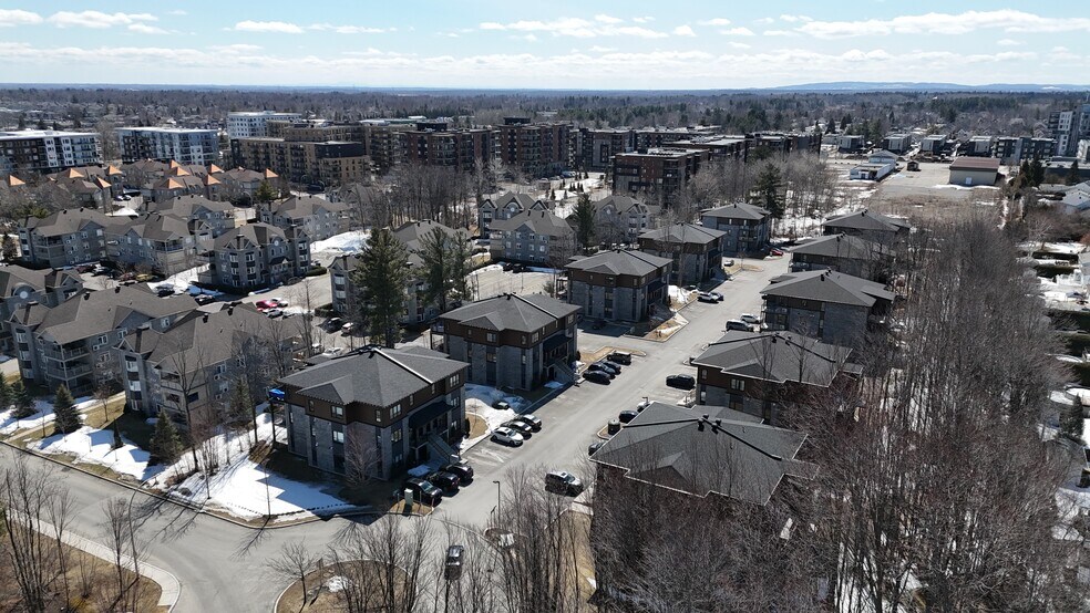 More Photos Of 108 Rue Bruno-Dion, Blainville Apartments For Sale