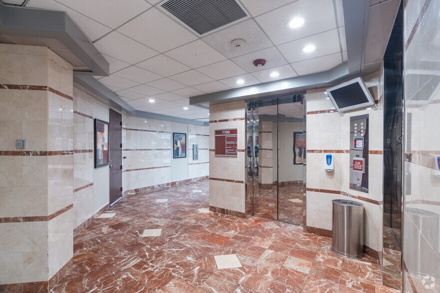 More Photos Of 7100 W Camino Real, Boca Raton Unknown For Lease